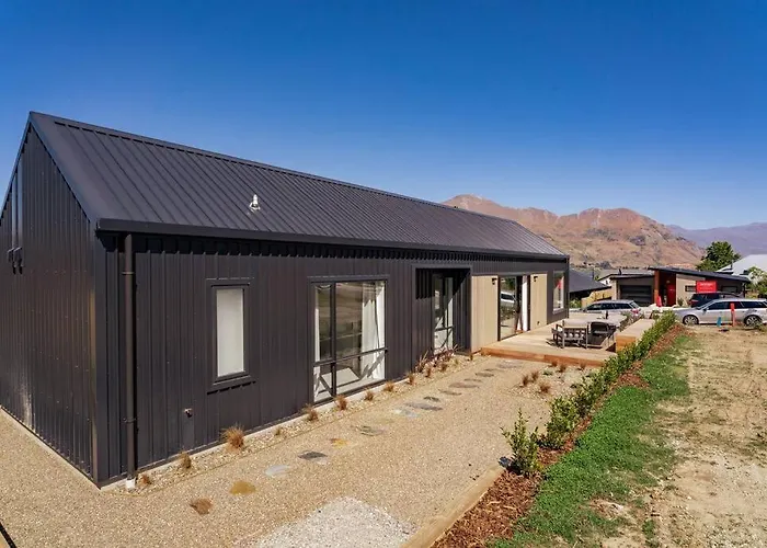 Views With Outdoor Dining Area Games For Kids Sleeps 8 Holiday home